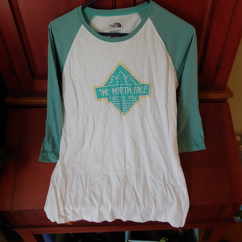 NorthFace long sleeve T